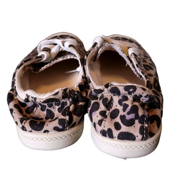 Time And Tru Women's Shoes Size 6.5 Leopard Print Brown Tan Memory Foam   - Picture 3 of 10
